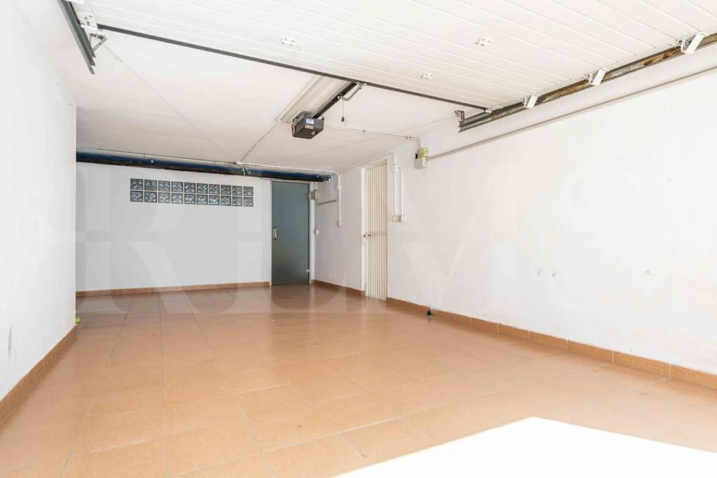 Casa de Férias Full House With Pool, Bbq And Garden By Rems Torremolinos